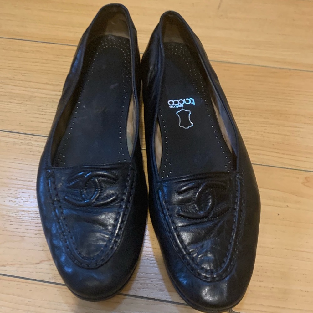 *Authentic* Chanel loafers size 6.5 repaired!